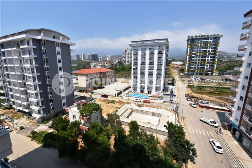 Трехкомнатная квартира в добротном доме в Махмутларе-id-8196-фото-24