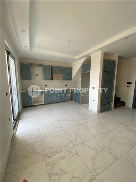 Прекрасная двухуровневая квартира ждет вас в Махмутларе-id-8201-фото-3