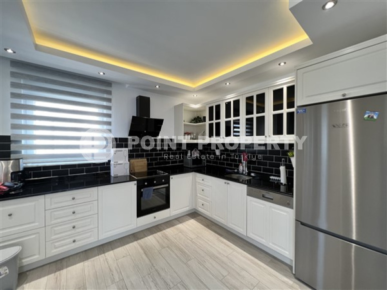 Stylish three-room apartment, 110m², with sea views in Avsallar area, Alanya, 900m from the sea-id-1641-photo-10