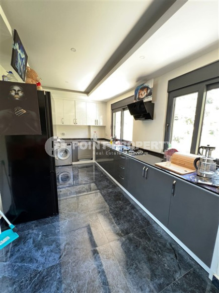 Фешенебельный дуплекс с тремя спалоьнями,225м², с потрясающими видами в районе Алании Тепе-id-1642-фото-6