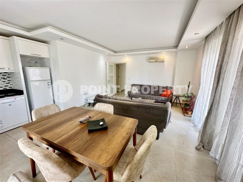 Large bright apartment in a complex with a swimming pool-id-8208-photo-3