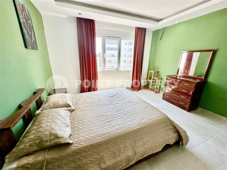 Large bright apartment in a complex with a swimming pool-id-8208-photo-8