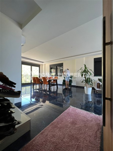 Фешенебельный дуплекс с тремя спалоьнями,225м², с потрясающими видами в районе Алании Тепе-id-1642-фото-10