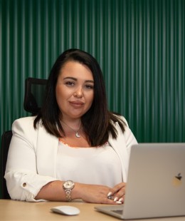 INNA VELEVA