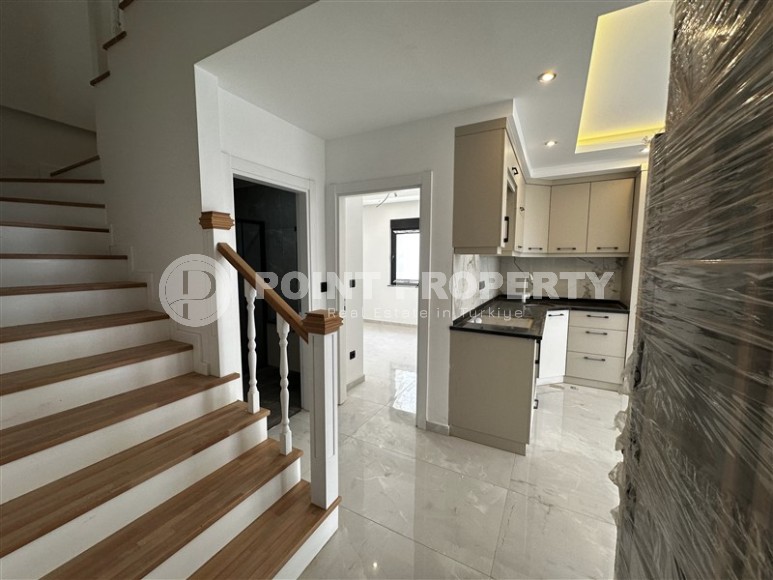 Apartments in a building at the final stage of construction.-id-3579-photo-2