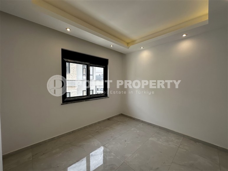 Apartments in a building at the final stage of construction.-id-3579-photo-9