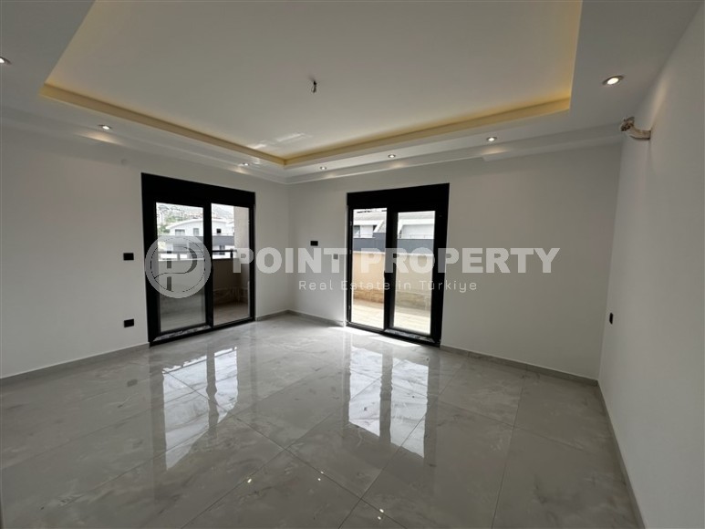 Apartments in a building at the final stage of construction.-id-3579-photo-18