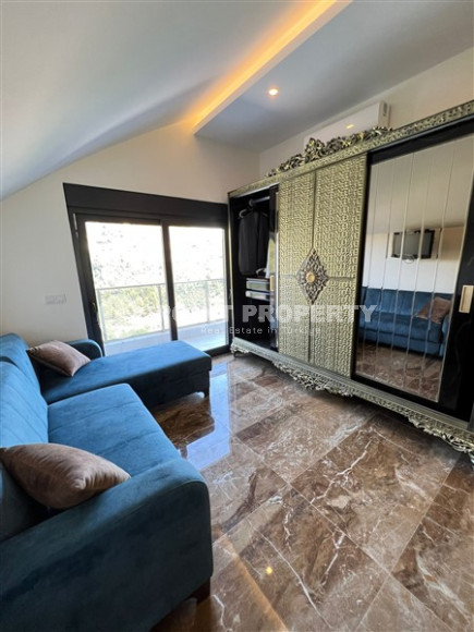 Фешенебельный дуплекс с тремя спалоьнями,225м², с потрясающими видами в районе Алании Тепе-id-1642-фото-18