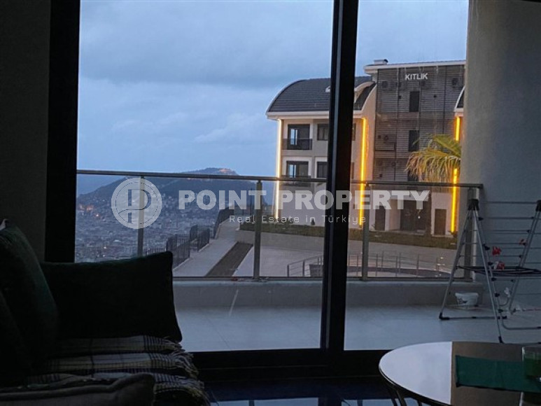 Фешенебельный дуплекс с тремя спалоьнями,225м², с потрясающими видами в районе Алании Тепе-id-1642-фото-21