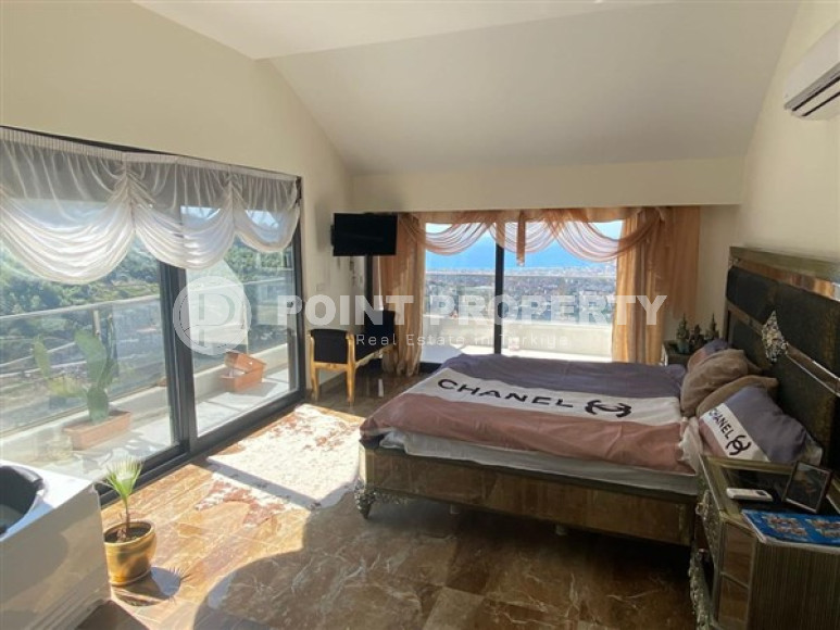 Фешенебельный дуплекс с тремя спалоьнями,225м², с потрясающими видами в районе Алании Тепе-id-1642-фото-23