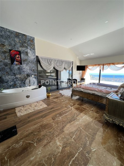 Фешенебельный дуплекс с тремя спалоьнями,225м², с потрясающими видами в районе Алании Тепе-id-1642-фото-27