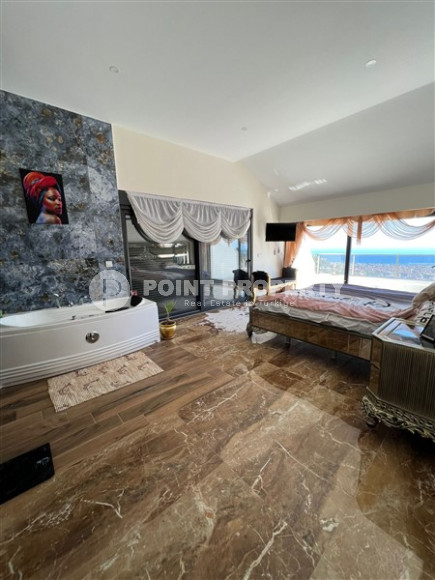 Фешенебельный дуплекс с тремя спалоьнями,225м², с потрясающими видами в районе Алании Тепе-id-1642-фото-28