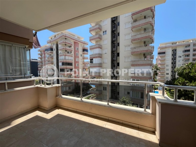 Apartment in a building with a swimming pool and parking-id-8213-photo-13