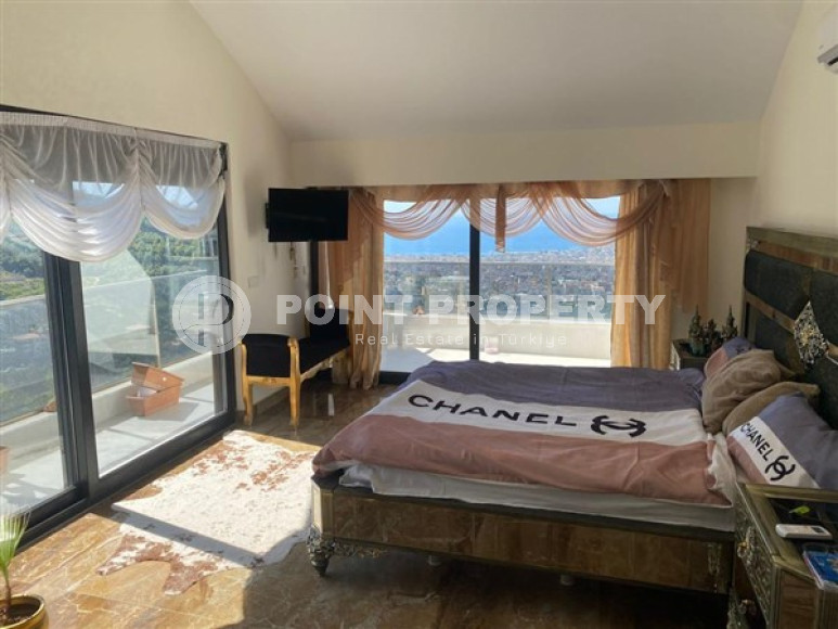 Фешенебельный дуплекс с тремя спалоьнями,225м², с потрясающими видами в районе Алании Тепе-id-1642-фото-30