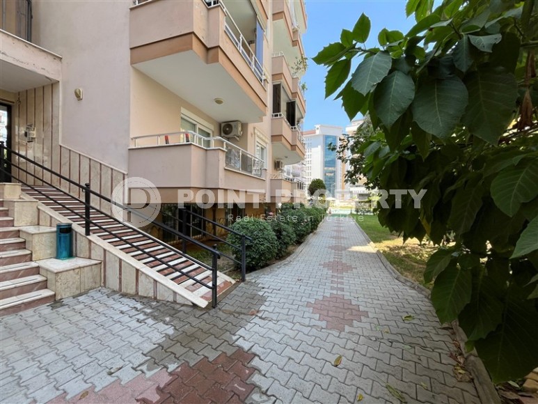 Apartment in a building with a swimming pool and parking-id-8213-photo-19