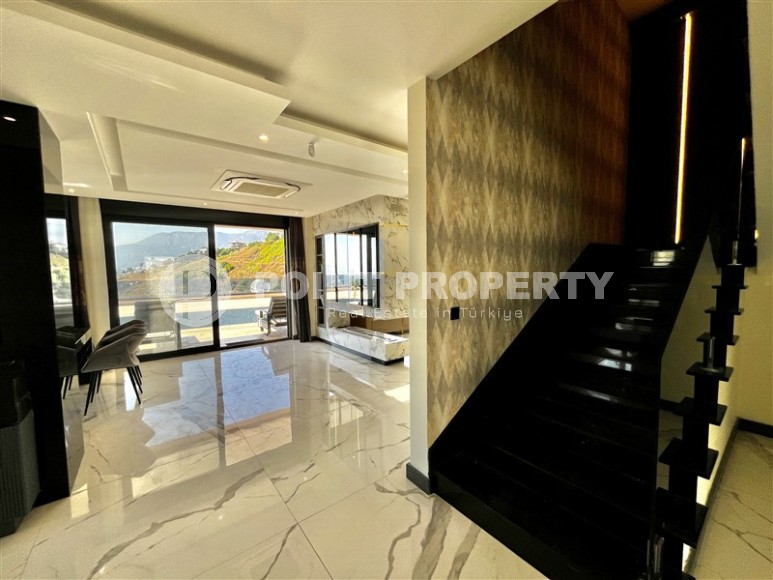 Потрясающая триплекс-вилла в Каргыджаке-id-8218-фото-17