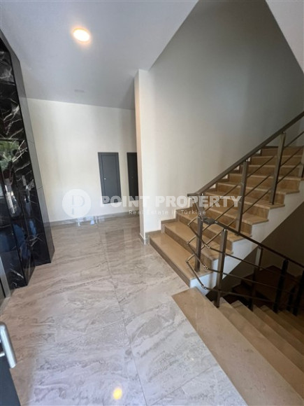 Фешенебельный дуплекс с тремя спалоьнями,225м², с потрясающими видами в районе Алании Тепе-id-1642-фото-45