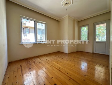 Прекрасная недорогая квартира 130 кв.м в центре Аланьи!-id-8223-фото-2