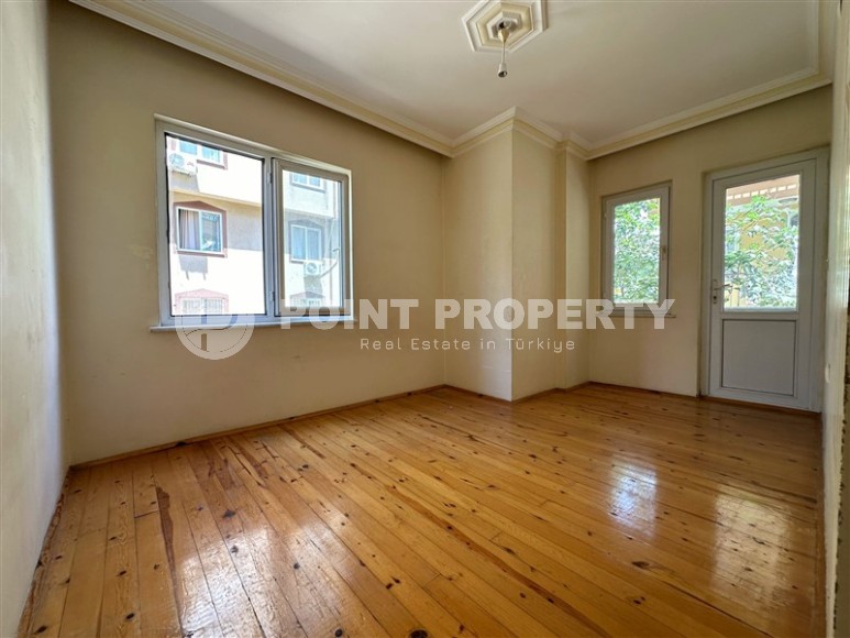 Wonderful inexpensive apartment of 130 sq.m in the center of Alanya!-id-8223-photo-2