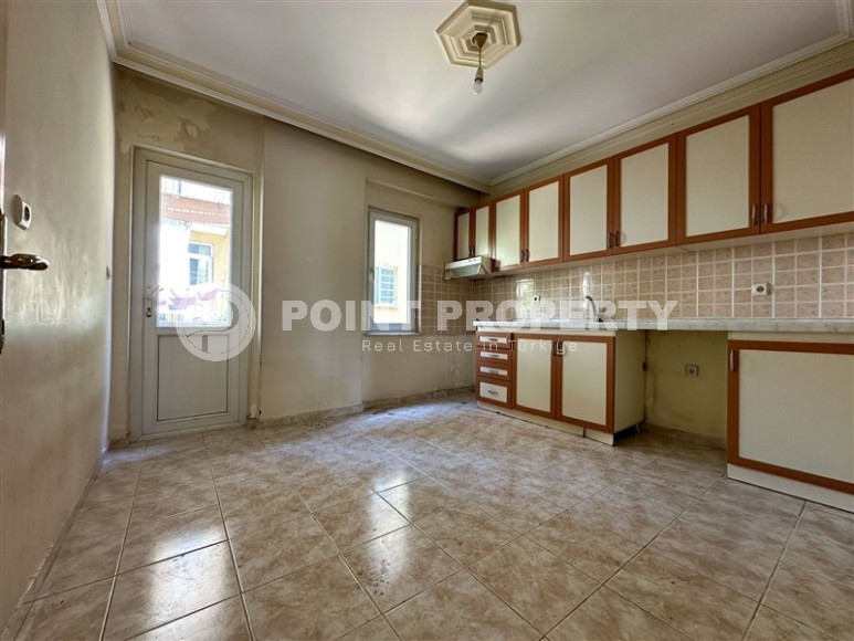 Wonderful inexpensive apartment of 130 sq.m in the center of Alanya!-id-8223-photo-5