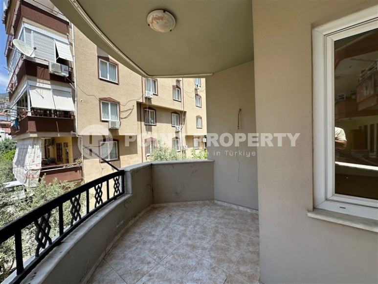 Wonderful inexpensive apartment of 130 sq.m in the center of Alanya!-id-8223-photo-11