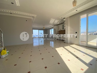 Duplex apartment in Mahmutlar with stunning panoramic views.-id-8226-photo-4