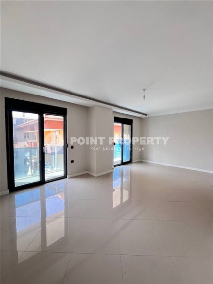 Bright two-level apartment in the Nizhnyaya Oba area-id-8228-photo-5