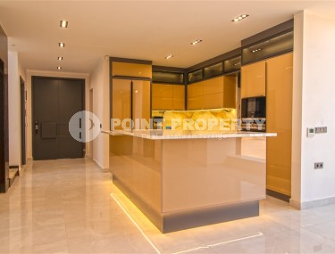 Фешенебельная четырехэтажная вилла, 515м², с частной инфраструктурой в Каргыджаке, в 1300м от моря-id-2155-фото-3