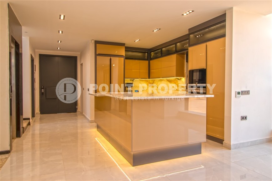 Фешенебельная четырехэтажная вилла, 515м², с частной инфраструктурой в Каргыджаке, в 1300м от моря-id-2155-фото-3