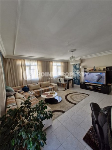 Spacious apartment within walking distance from the beach.-id-8231-photo-4