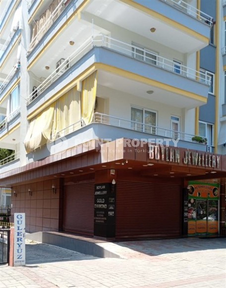 Spacious apartment within walking distance from the beach.-id-8231-photo-18