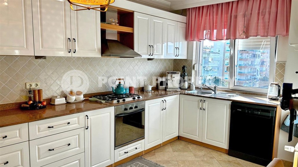 Большая стильная квартира в  центре Аланьи!-id-8235-фото-2