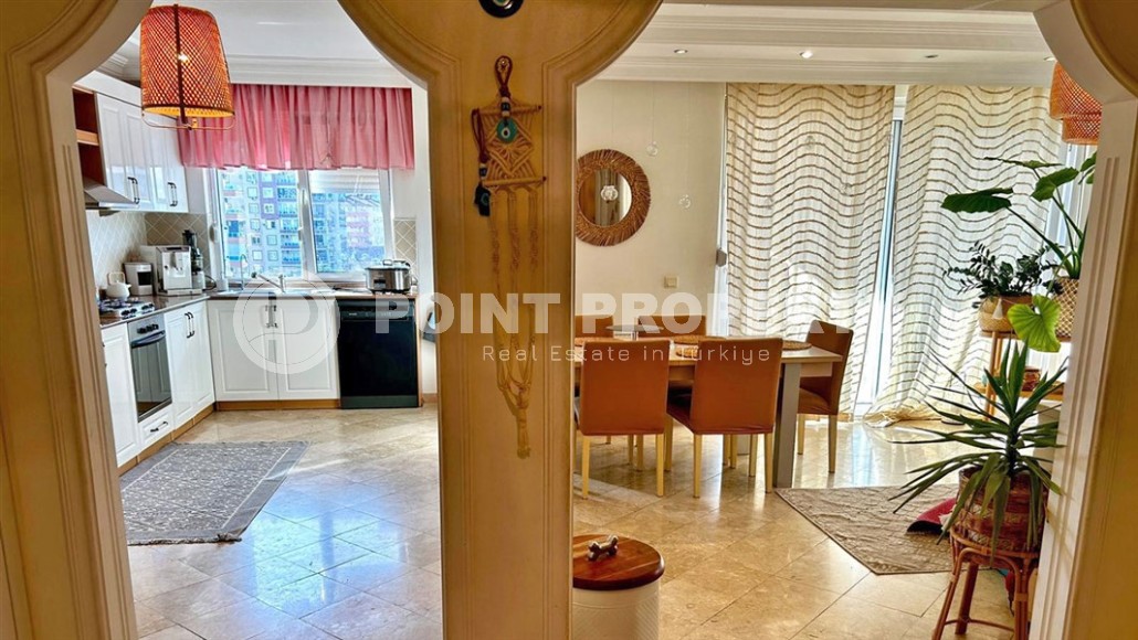 Большая стильная квартира в  центре Аланьи!-id-8235-фото-3