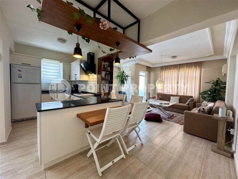 Spacious duplex with a terrace in the very center of Alanya!-id-8236-photo-2