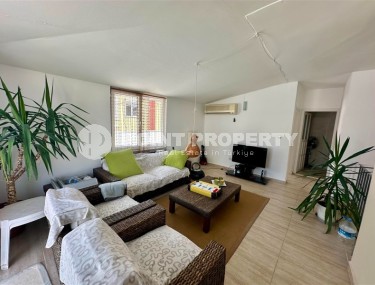 Spacious duplex with a terrace in the very center of Alanya!-id-8236-photo-5