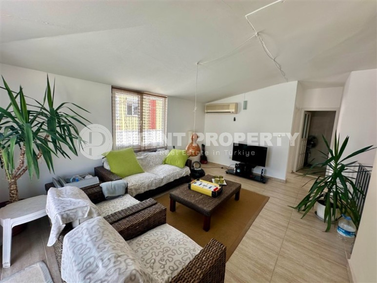 Spacious duplex with a terrace in the very center of Alanya!-id-8236-photo-5