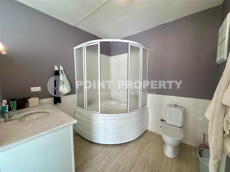 Spacious duplex with a terrace in the very center of Alanya!-id-8236-photo-14