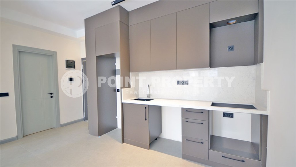 Stunning apartment close to the sea in the center of Alanya!-id-8238-photo-3