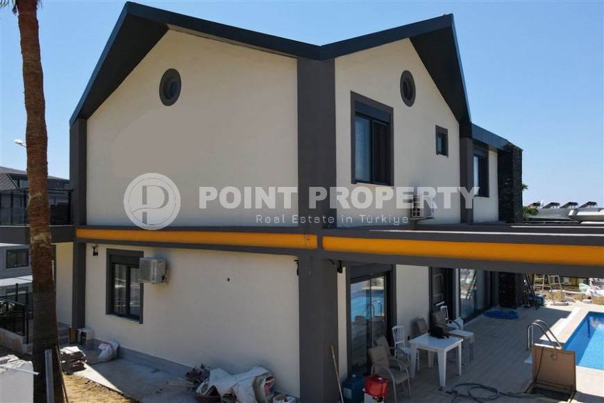 Роскошная вилла-дуплекс с террасой в живописном районе Каргыджак!-id-8239-фото-18