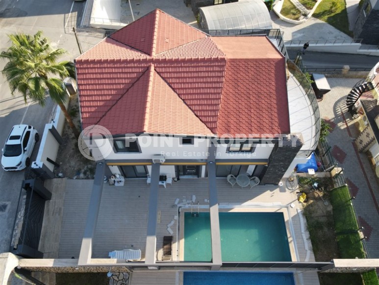 Роскошная вилла-дуплекс с террасой в живописном районе Каргыджак!-id-8239-фото-22