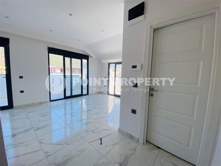 Потрясающий дуплекс вблизи от моря в самом центре Аланьи-id-8241-фото-3