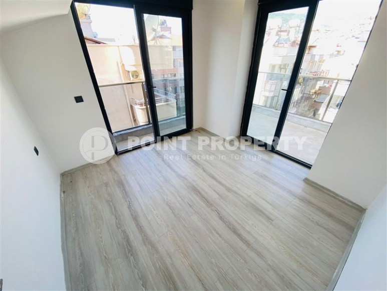 Потрясающий дуплекс вблизи от моря в самом центре Аланьи-id-8241-фото-7