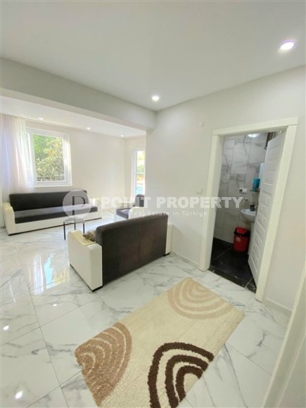 Private house with 5 apartments, 7+5, 440m², in the Kestel area, Alanya, 250m from the sea-id-2202-photo-22