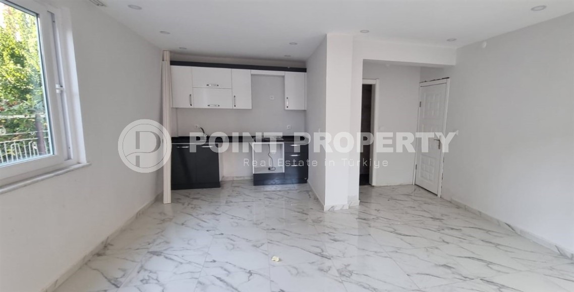 Private house with 5 apartments, 7+5, 440m², in the Kestel area, Alanya, 250m from the sea-id-2202-photo-23