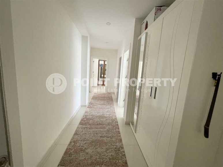 Квартира большой площади с красивым видом на горы.-id-8245-фото-7