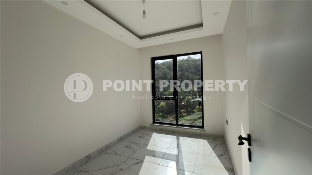 Spacious one-bedroom apartment in a new complex in Gazipasa-id-8253-photo-4