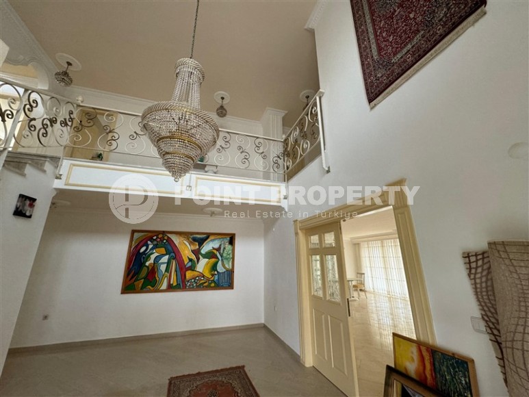 Luxurious three-storey villa in the picturesque Oba - Karakojali area-id-8258-photo-2
