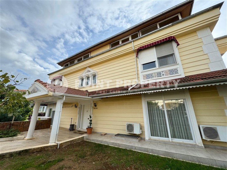 Luxurious three-storey villa in the picturesque Oba - Karakojali area-id-8258-photo-30