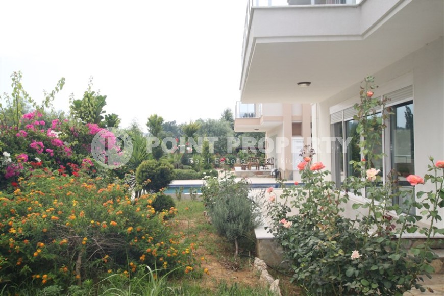 Stunning villa with attic in Kestel-id-8267-photo-20