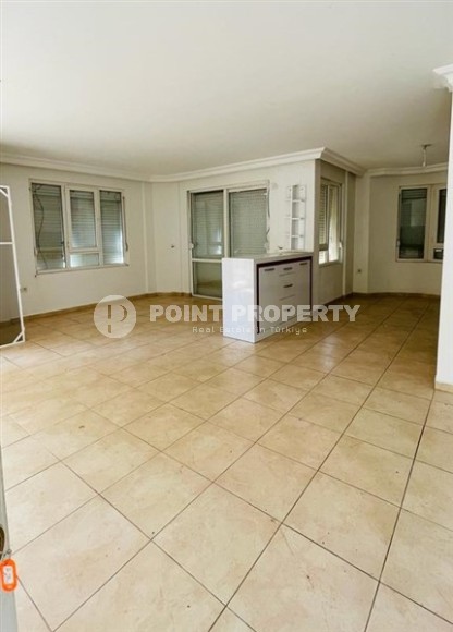 Великолепная триплекс-вилла с террасой в Кестеле-id-8268-фото-5